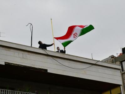 伊朗将释放扣押的一艘船只船员