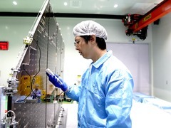 打造卫星批量化生产新模式——探访中国科学院微小卫星创新研究院