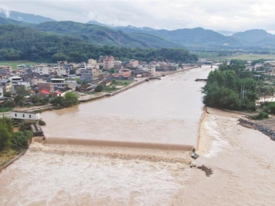 北江下游将达到19500立方米/秒的洪峰流量，广东省全力应对暴雨洪水