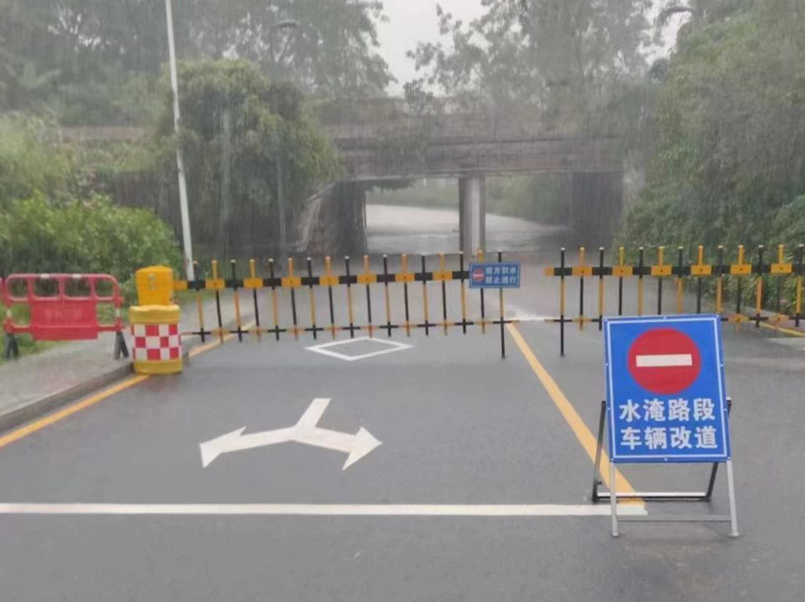深圳市三防指挥部：全力确保全市平稳安全度汛
