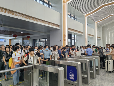 “五一”假期，潮汕站预计到发旅客超54万人次，增开广深等热门方向列车