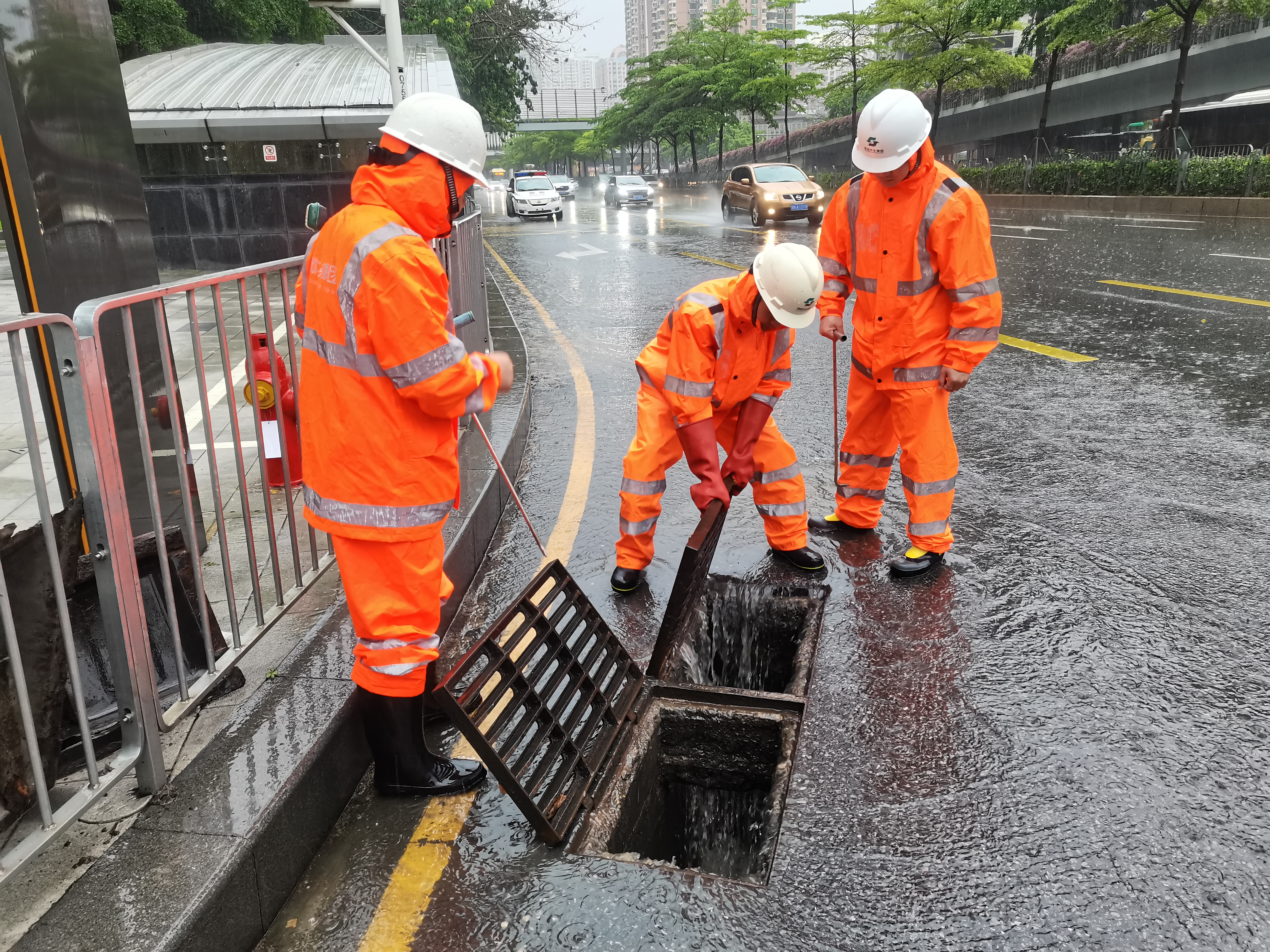 165个值守点、巡查管线1805公里......深圳环境水务集团筑牢汛期“安全网”