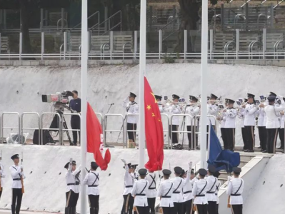 升旗！香港迎基本法第23条立法后首个国家安全教育日 