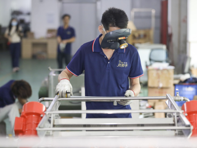 东莞茶山食品机械设备企业在食博会上获近200万元订单