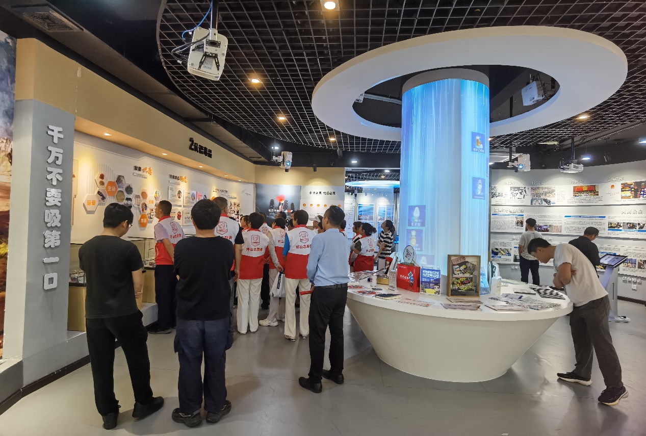 马峦街道开展禁毒志愿者学习培训