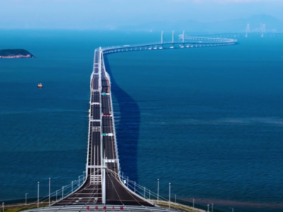 5月4日17时起，港珠澳大桥桥梁航道实施临时交通管制