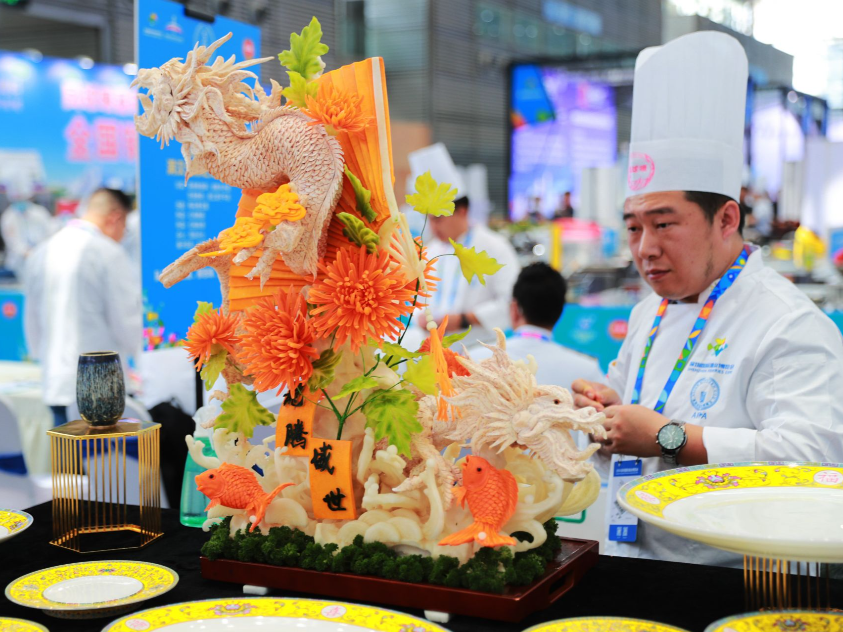 味蕾穿越时光，美食渔乐无穷：2024深圳渔博会迎来周末打卡潮