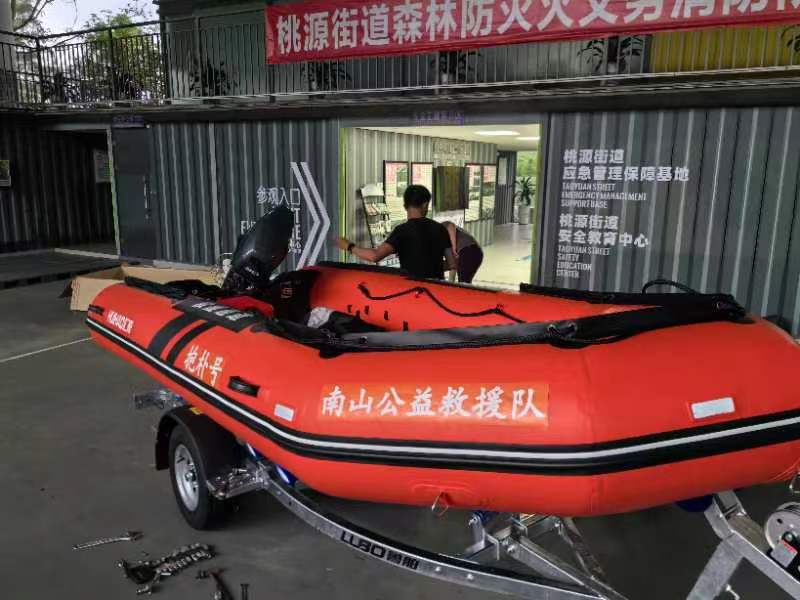 南山区公益救援志愿者联合会做好防汛工作备勤