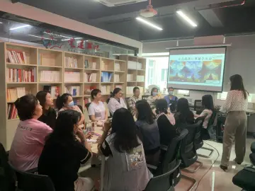 翠竹社区开展团体心理辅导活动
