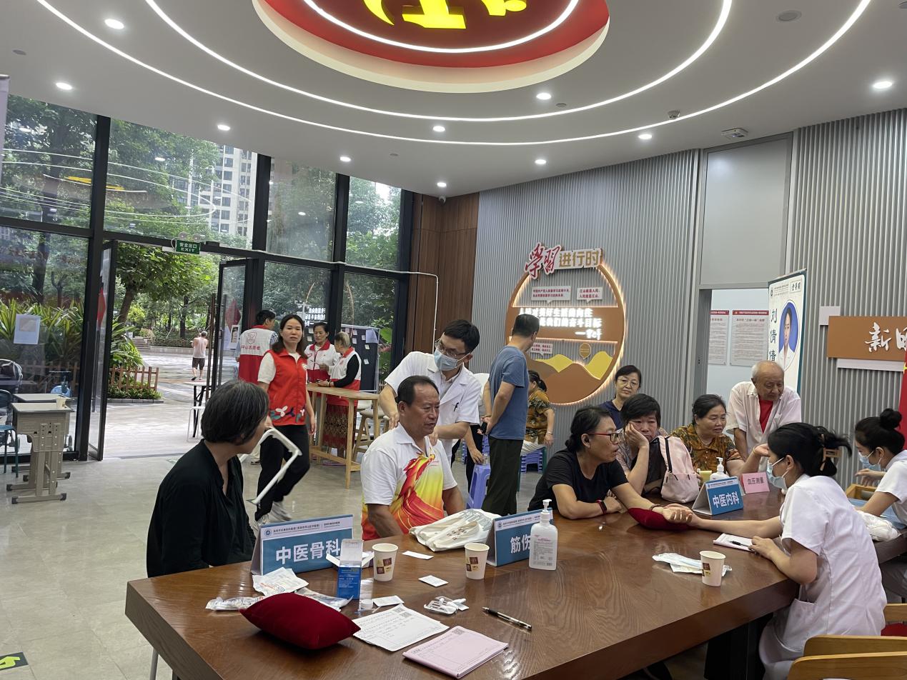 坪山街道：中医服务进社区，爱心义诊助健康 