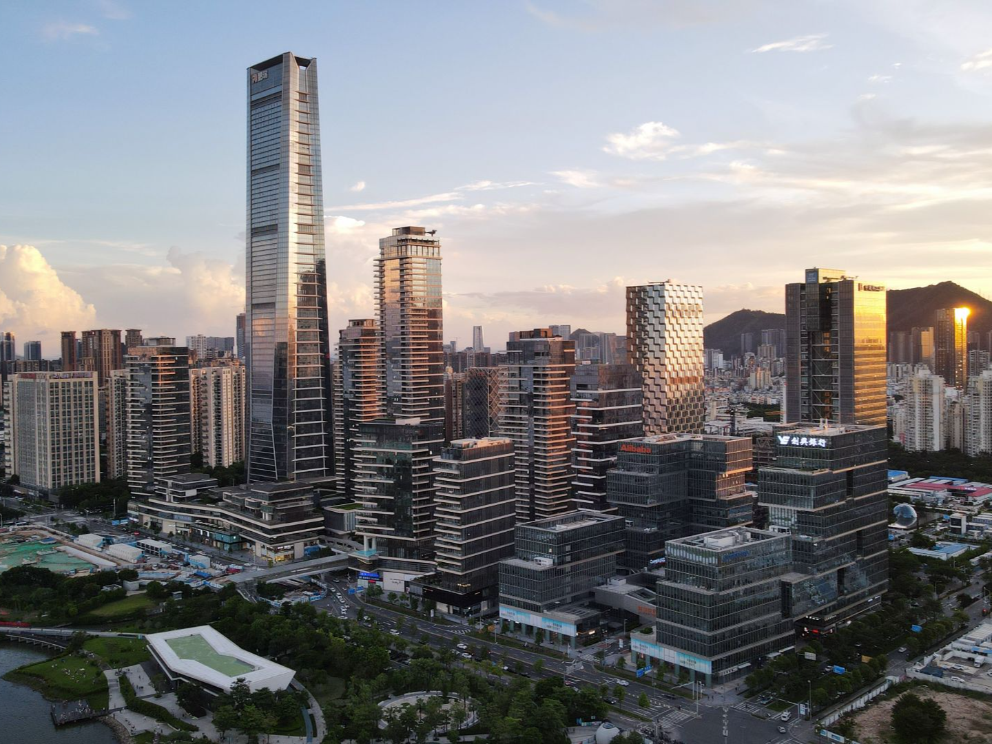 工业和服务业互促共进协同发力 深圳加快建设具有深圳特点深圳优势现代化产业体系