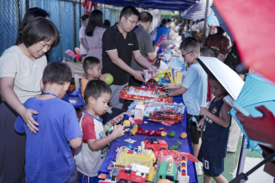 朗下社区开展第五届跳蚤市场主题文化节活动