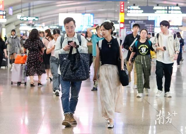 端午运输期间广铁预计发送旅客逾1000万人次