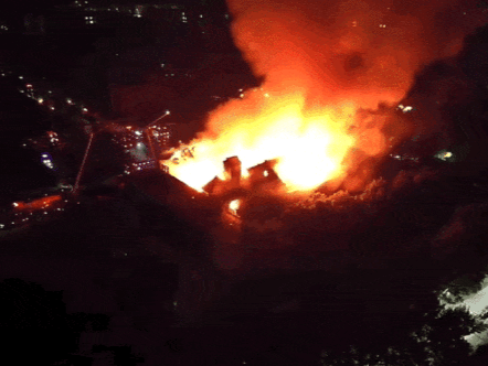河南大学大礼堂失火事件最新回应→
