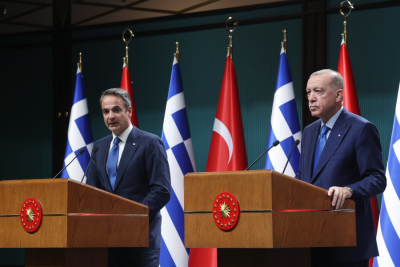 土耳其总统与希腊总理举行会晤 讨论经贸及反恐合作