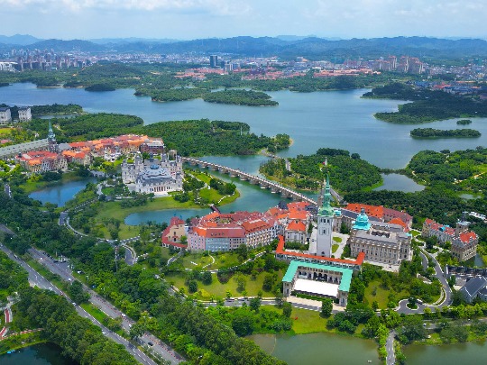 松山湖科学城：产业集聚初步显现，抢抓具身智能发展机遇