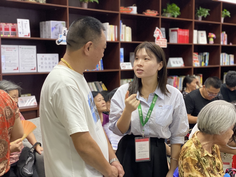 南园社区开展“惠民保”普及宣导活动