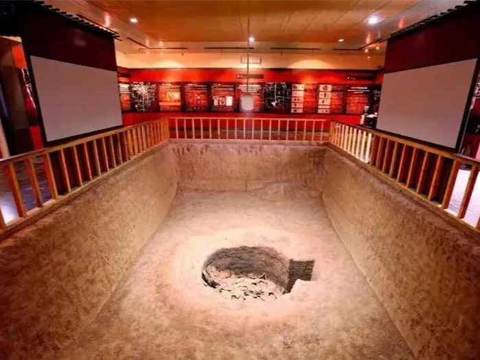 河南展馆：千年甲骨文展现汉字之美 参与集章活动可兑换文创产品  