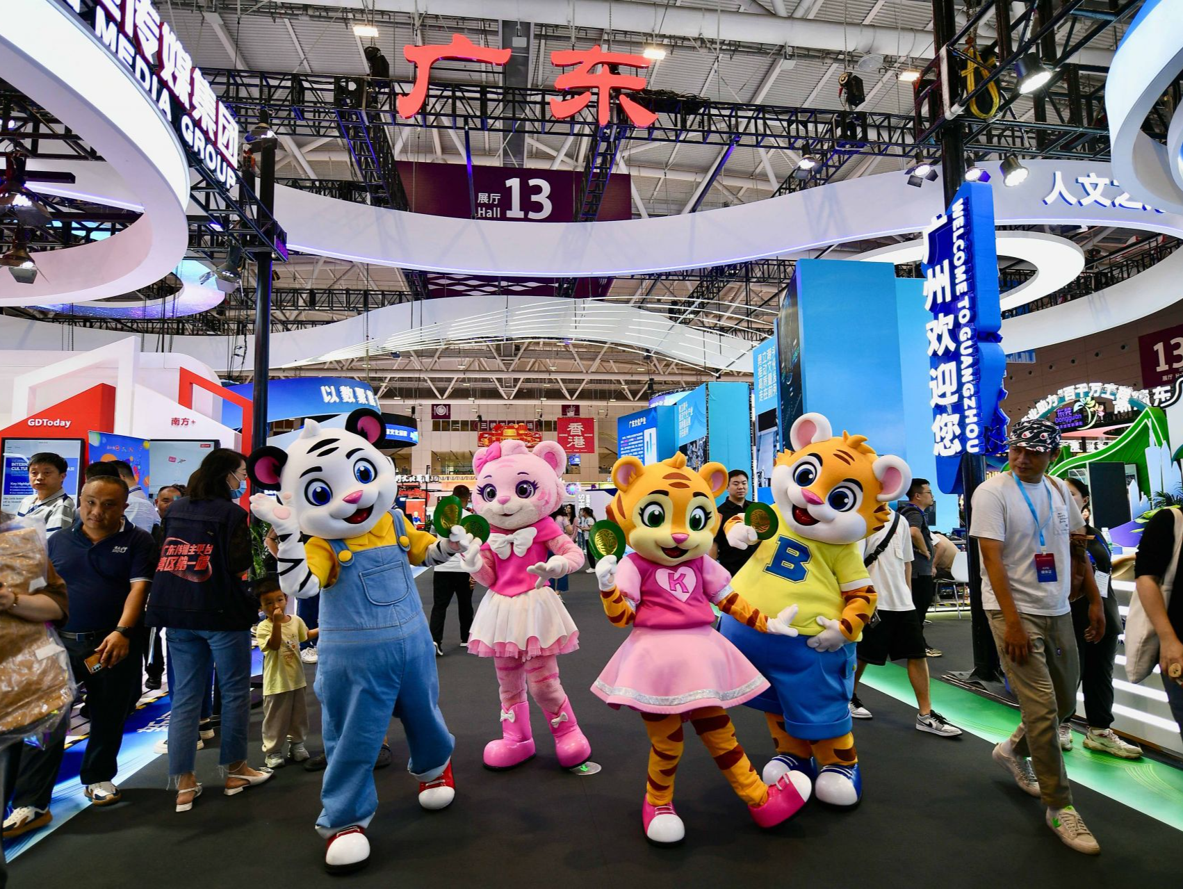 长隆“人偶”文博会“吸粉”：IP形象拉动，助力文旅融合