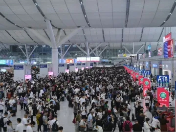 五一假期返程高峰到来，深圳铁路5日到达旅客预计超40万人次