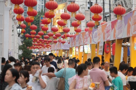 “粤菜师傅”中山SHOW开锣，带来一场“人从众”的“味蕾游”