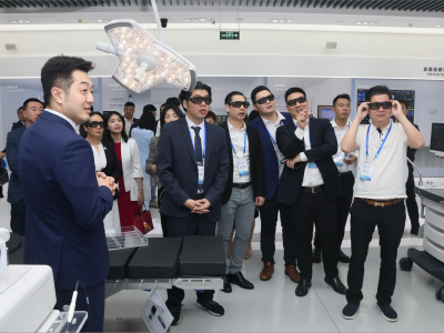 粤港澳青年企业家湾区行首站来到深圳：“深圳有潜力也有能力把革新技术带给全世界” 