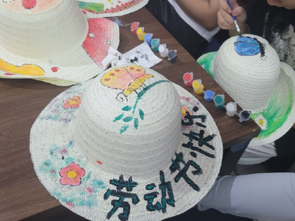“帽”美如画，南山致敬垃圾分类劳动者