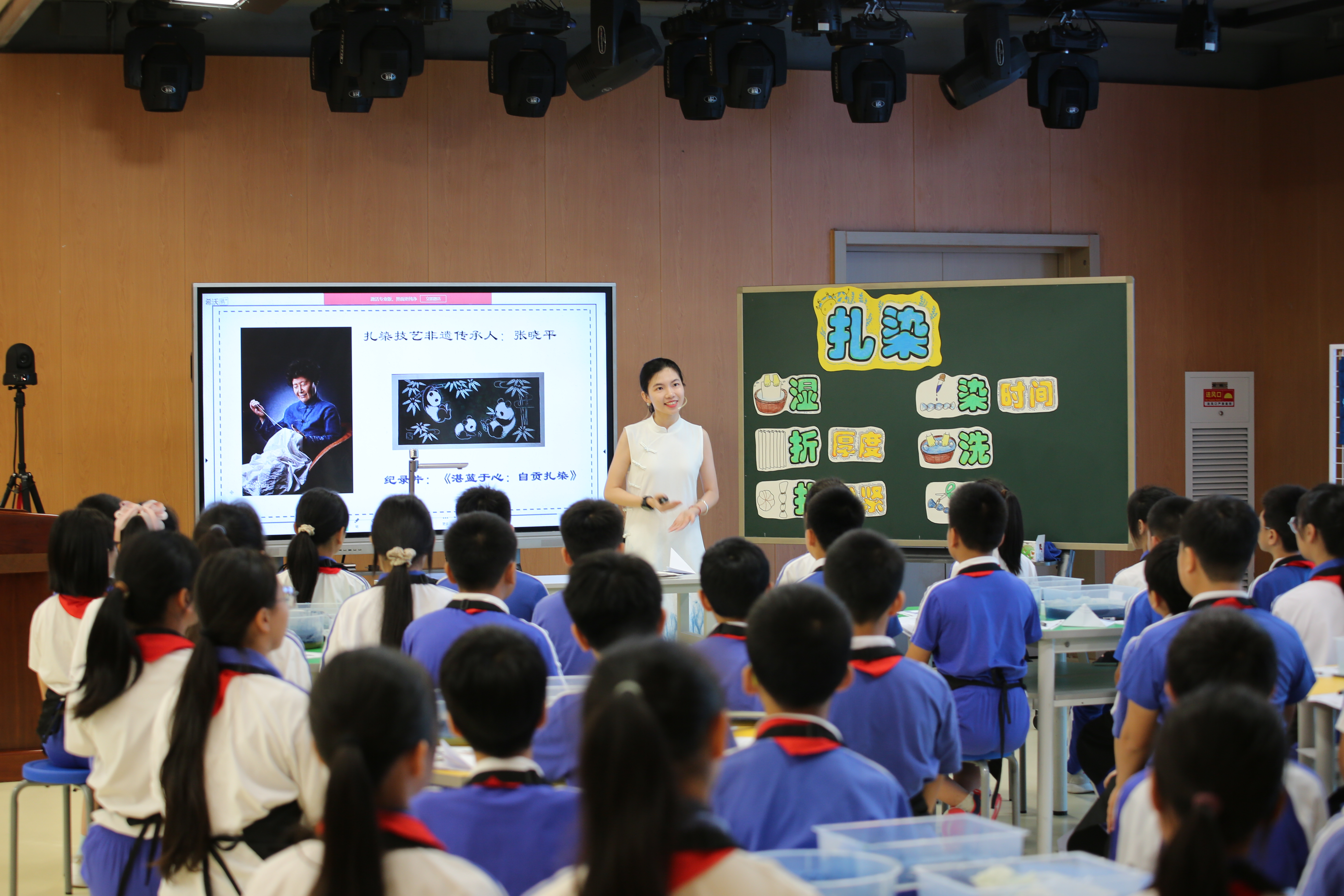 以新型课堂育劳动素养！南山区课改两周年成果展暨南山区小学劳动素养课堂展示在龙珠学校举行