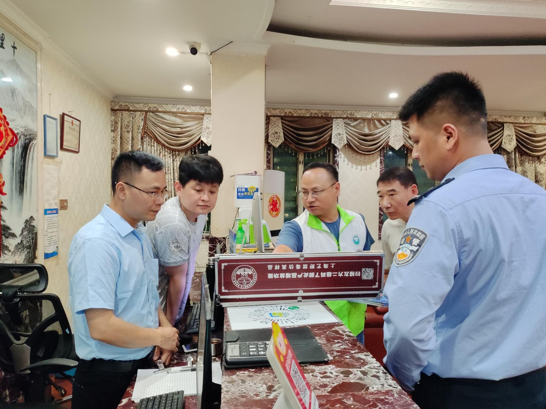 桃源街道：禁毒宣传进场所 健康娱乐不“毒”行