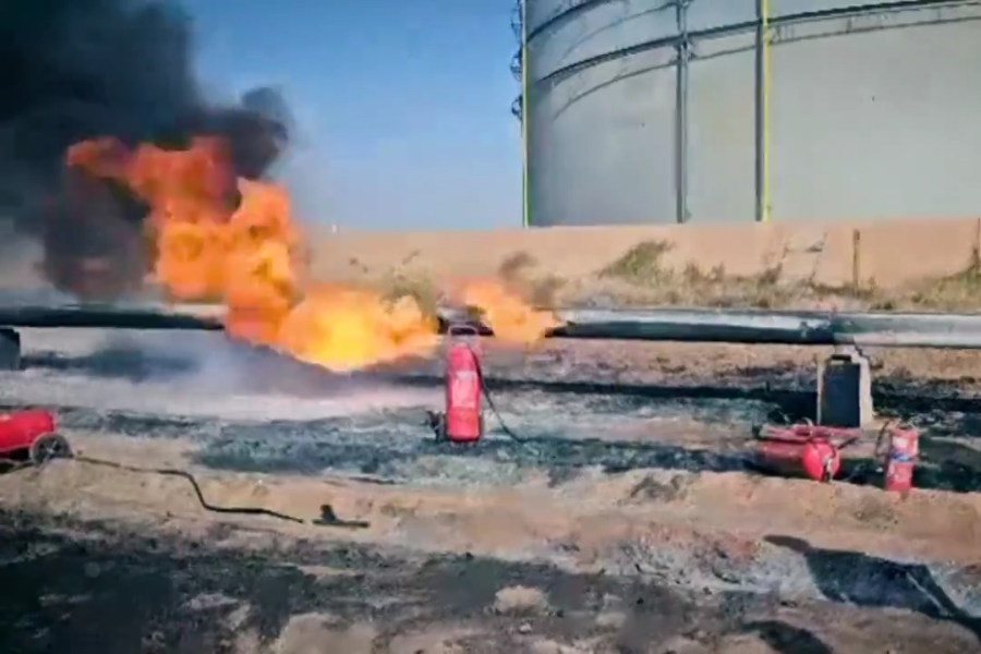 喀土穆炼油厂在苏丹武装冲突中遭空袭