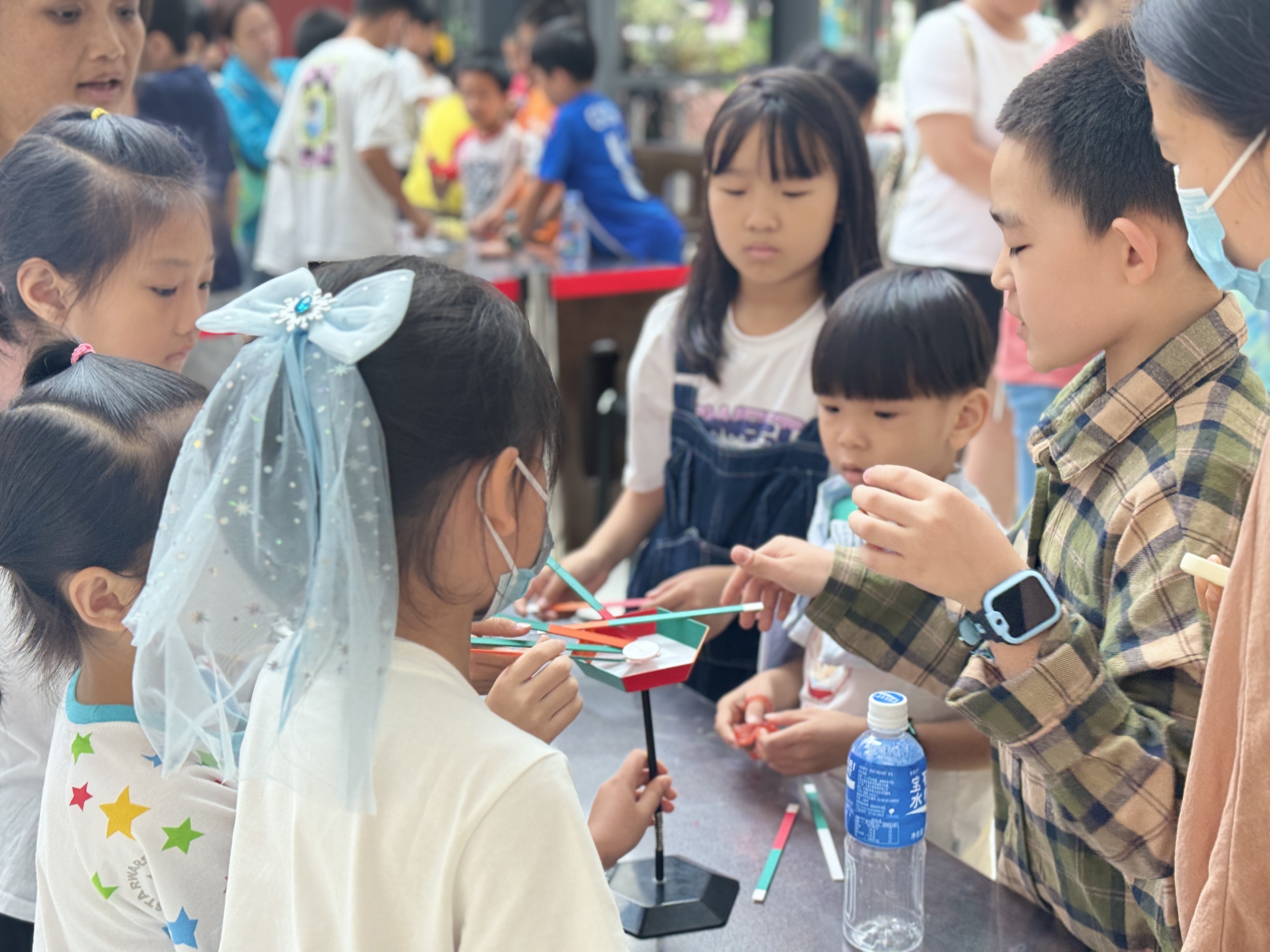 600名“小将”同场竞技，深圳市青少年活动中心举办公益桌游活动