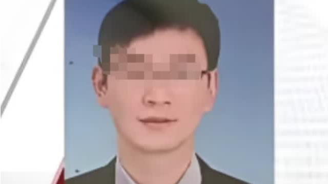副镇长深夜叫他人妻子去唱歌
陕西蓝田通报：当事人已被停职