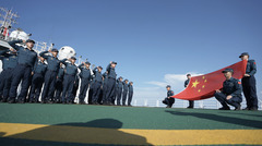 中国海警在我国黄岩岛海域开展日常训练（4）