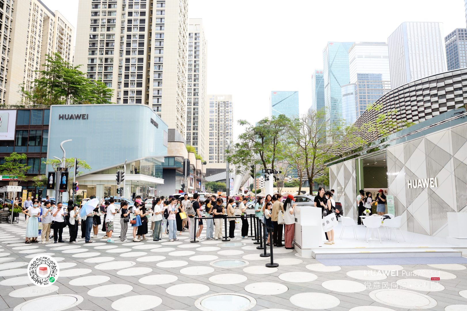 华为Pura 70系列锐意风向馆落地深圳，市民五一假期争相打卡体验