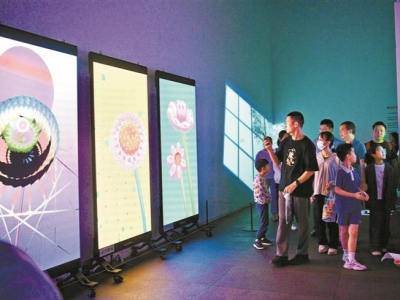 深圳设计周掀起观看热潮，科技感十足彰显艺术魅力