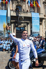 巴黎奥运会|巴黎奥运会火炬开启在法国本土的传递（1）