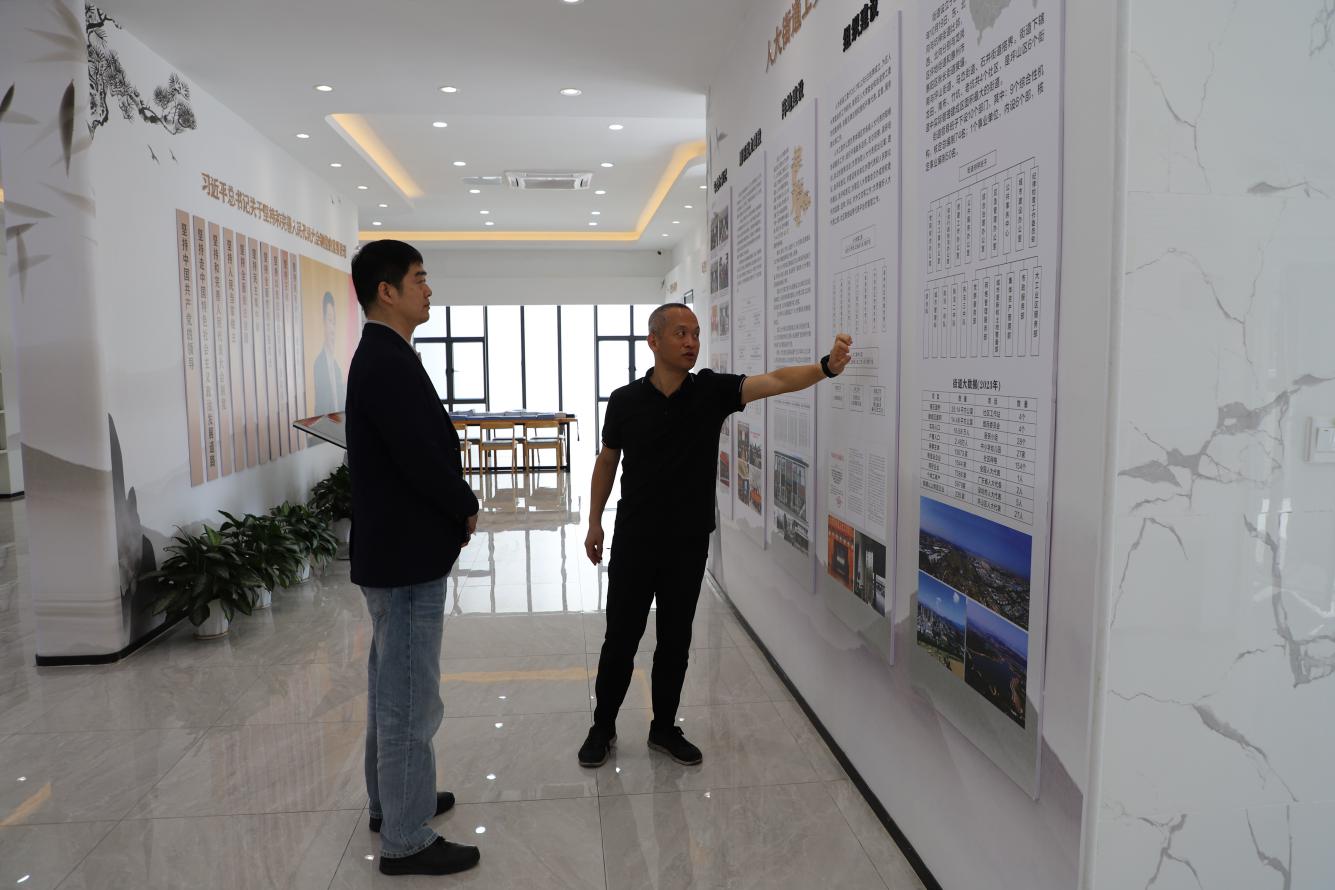 中国民主法制出版社到龙田街道调研基层人大改革创新工作