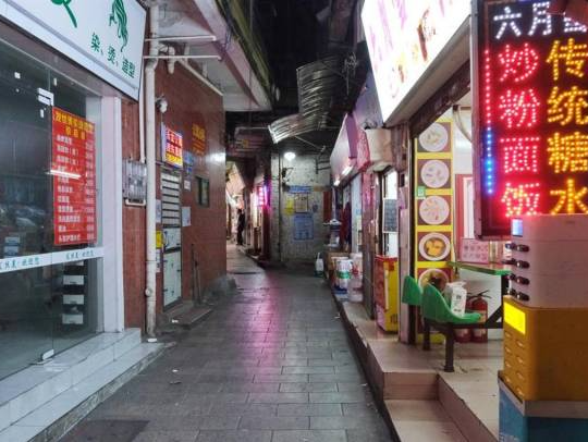 广州三元里禁止电动车入村，村民：已有租客退租