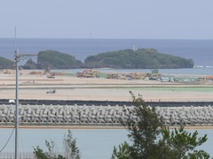 冲绳民众游行反对日本政府将当地打造成军事要塞