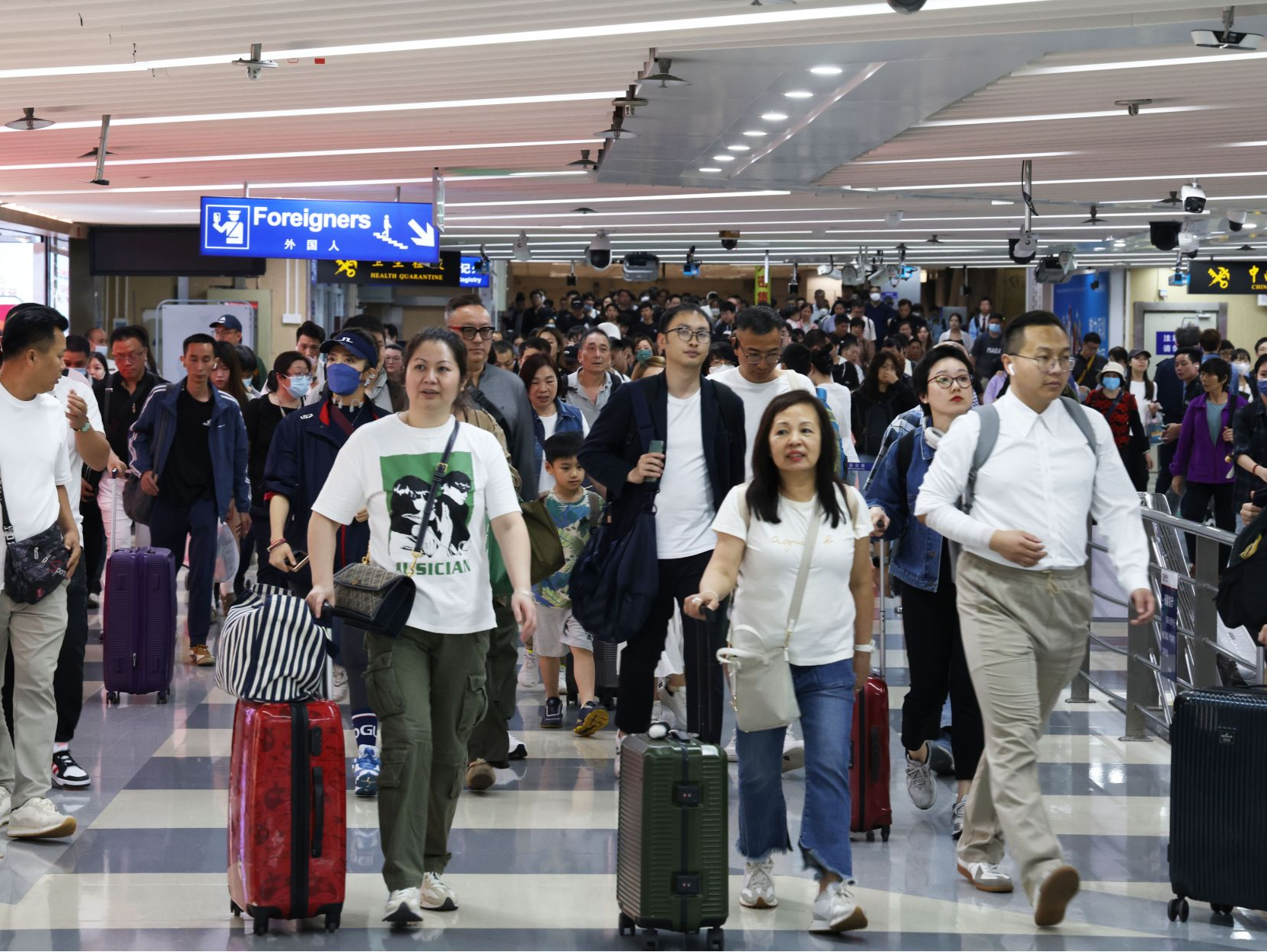 微信五一数据报告： “假期经济”火热，深圳位居全国消费热度城市第四
