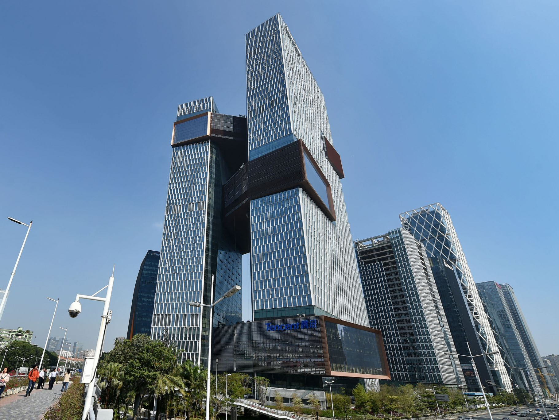 腾讯2024年开局良好：一季度营收1595亿元，毛利劲增23%