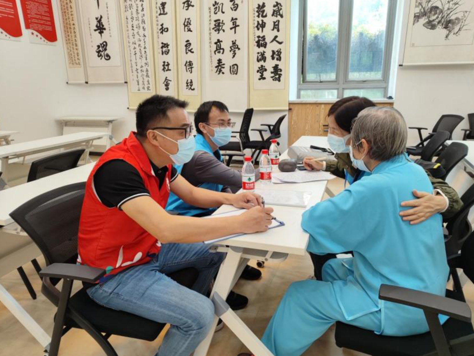 香蜜湖街道建设“五善”模式，兜住兜牢民生服务网