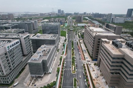 中山翠亨新区科技金融城片区4条市政路通车