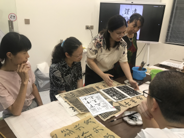书法助力宣反诈，园岭街道园东社区“墨韵防骗”书法班结课