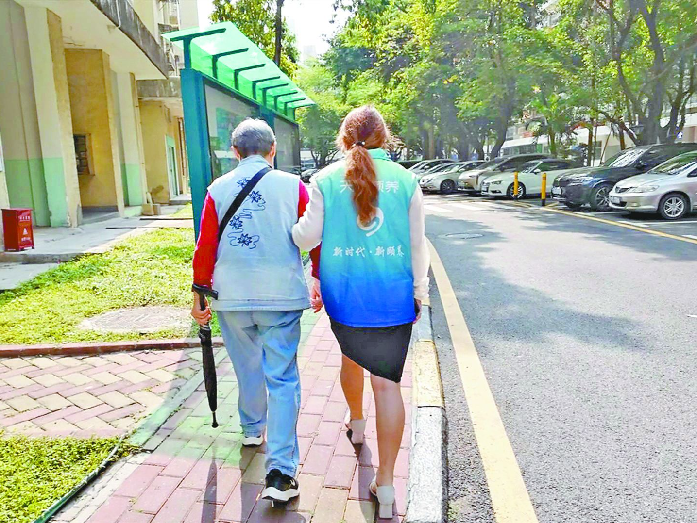 晶报特别报道│家里就是“养老院”