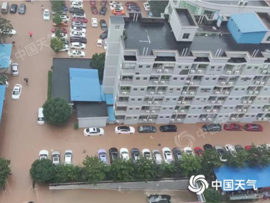 一小时六道洪水预警！地铁多条线路停运！长沙的暴雨还要下多久？