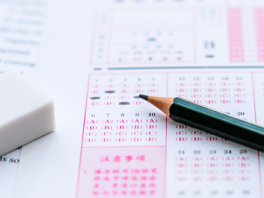 山西中考英语听力事故后续：18.38万名考生重考