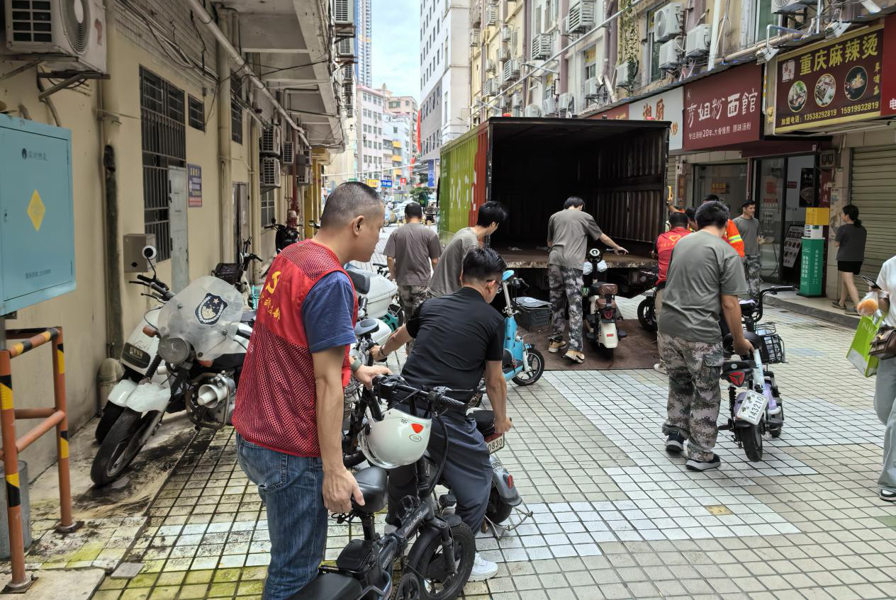 草埔东社区探索城中村治理新路径