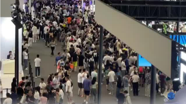 端午假期第一天，深圳这里人人人人人！