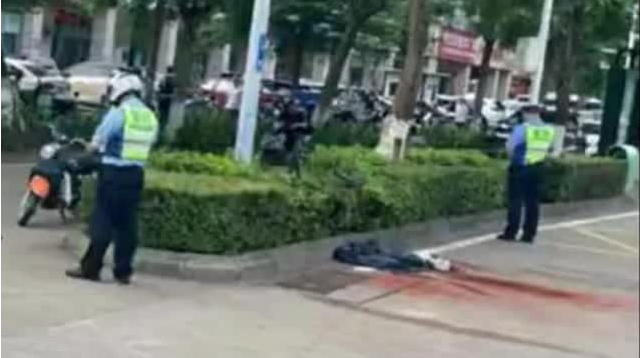 小米SU7冲出停车场致一死三伤，驾驶员操作不当所致